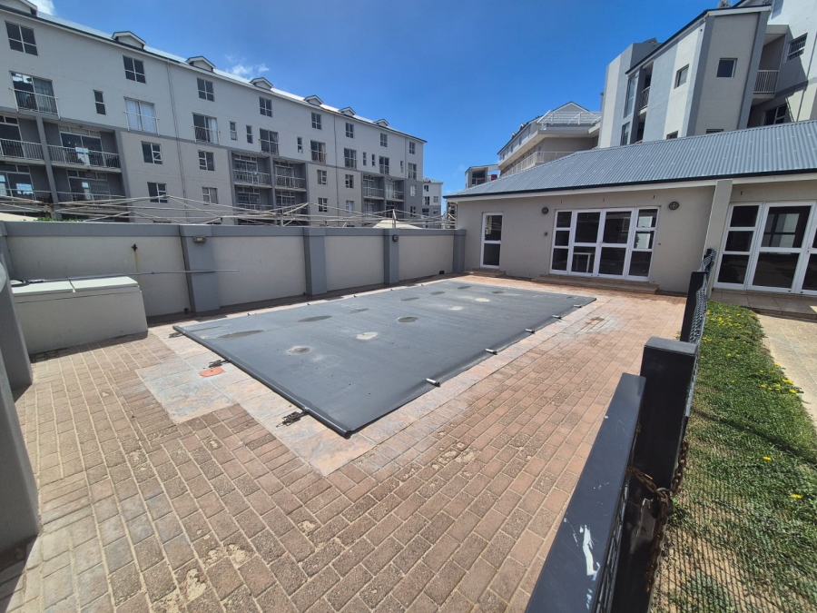 To Let 1 Bedroom Property for Rent in Muizenberg Western Cape